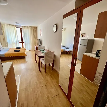 Alexandr Vigo Апартамент